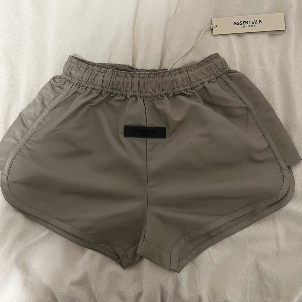 Unused Women’s ESSENTIALS shorts